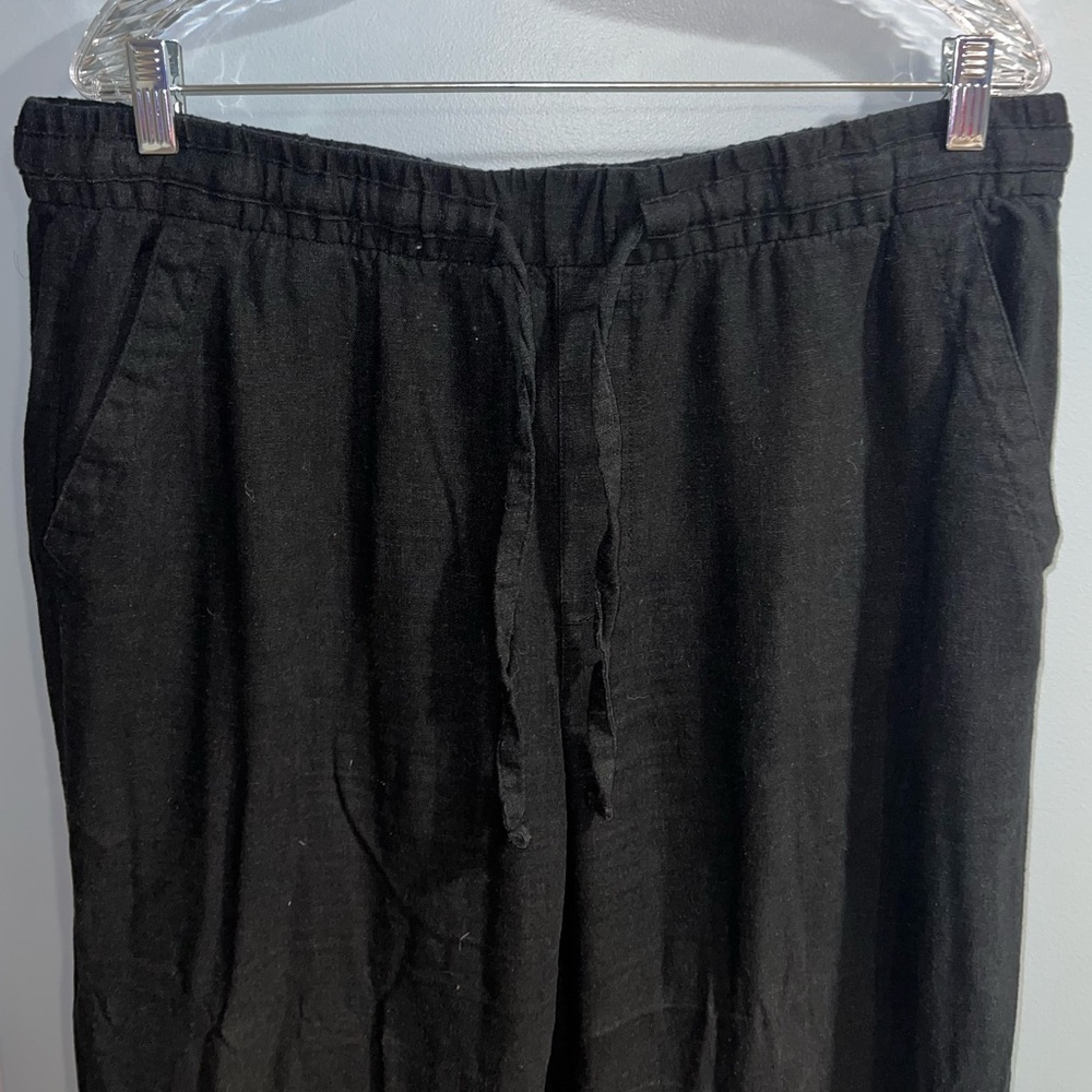 Old navy- Black pants - Picture 2 of 5
